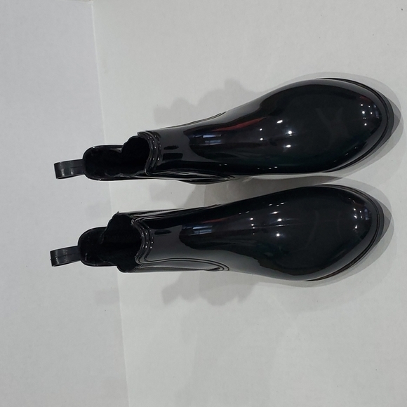 JOIE SHINY RAIN BOOT SIZE 9 LIKE NEW - Picture 3 of 5